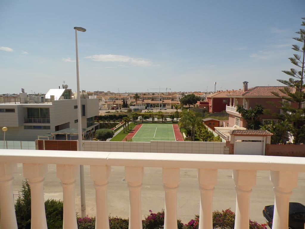 Villa La Zenia Orihuela Exterior photo