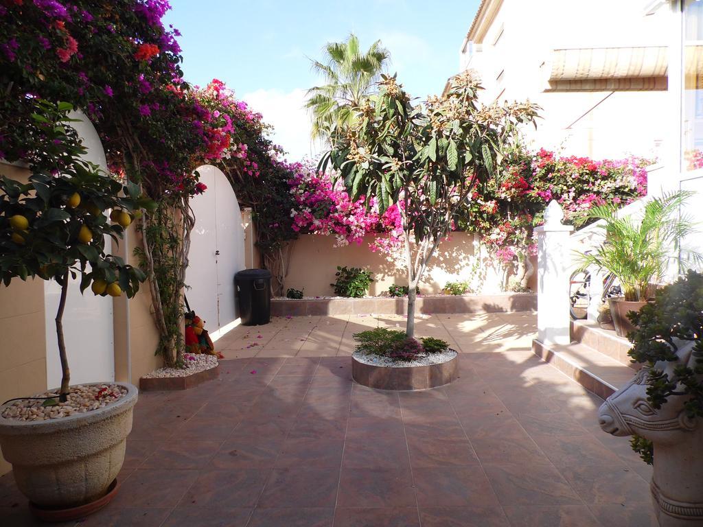Villa La Zenia Orihuela Exterior photo